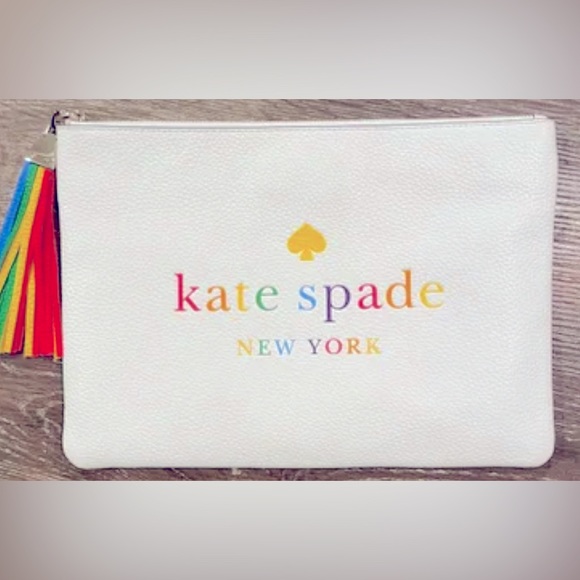 BNWT EXTREMELY RARE!! 👛 KATE SPADE Pride Clutch 👛 - Picture 1 of 3
